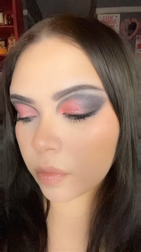 Pretty glam, punk energy 🖤 #makeup #makeupfyp #alternative #tutorial #makeuptutorial