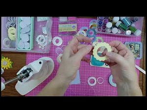 We R Memory Shaker Insert using the button press.