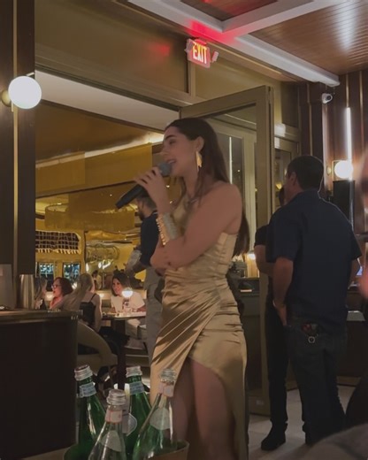 Luchi Del Mar on Instagram: "savoring every moment & every bite at @oromiami_ 🍸 can’t wait to be back here for another amazing night xo"