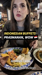 Indonesian buffets, prasmanan sundanese! #indonesia #indonesianfood #indonesiancuisine #sundanese #sundanesefood | Veggies On Tour