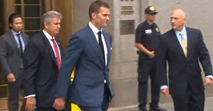 Tom Brady's "Deflategate" suspension overturned