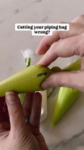 1.6M views · 7.6K reactions | Ever wonder why your icing lines look flat instead of perfectly round? The way you cut your piping bag makes all the difference! A tiny tweak = smoother, cleaner lines. Have you been cutting yours the right way? Or is it time to switch things up? #cookiedecorating #sugarcookies #decoratedcookies #royalicing #pipingbag | The Cookie Box Club | Facebook