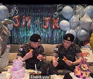 1.2M views · 10K reactions | Cuties doing discharged cheers pizza version 凉  | S Ｕ Ｇ Ａ Ｎ Ｉ Ｓ Ｍ | Facebook