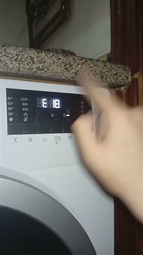error code E18 unbalanced load on service mode