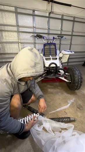 Changing the shocks on this Yamaha Banshee