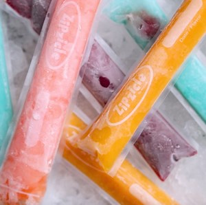 325K views · 3.9K reactions | How to make the frozen pops you grew up eating after soccer practice at home! ⚽️ | Sugar Fix | Facebook