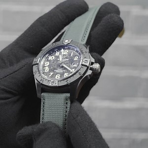 Breitling Avenger Automatic GMT 44 Night Mission 🛩 Built for jet pilots, the Avenger is designed to take on the toughest cockpits and keep coming back for more. But you don’t need air force credentials to appreciate its bold design, exceptional resilience, and next-level functionality. Pairing performance with sophisticated modern aviation style, the collection’s materials—stainless steel on regular models; ceramic and titanium on Night Mission —are the stuff of aviation design, while dial colo