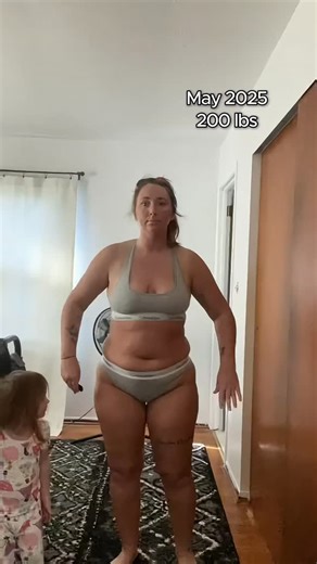 Weight Loss & Transformations on Instagram: "If you’re watching this on Facebook, the full info and link are on my Instagram 👉 @howtotransform That’s where I shared what helped me the most ❤️"