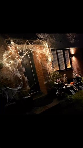 👻🎃👻🎃 Another brilliant night at Hayley & Ryan’s traditional Halloween Party ! You guys are absolutely Shamazing !! 🎃👻🎃👻 | Deb Thomas