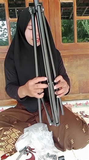 unboxing tripot biar tambah semangat ngontennya