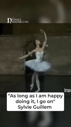 Sylvie Guillem - Documentary Film In Conversation with Daniil Simkin Watch more on www.dance-masterclass.com 🩰 About this class In a rare interview at her home, Sylvie Guillem opens up about her childhood, her bond with Nureyev, and her time at the Paris Opera Ballet. She reflects on her mindset throughout her career and shares insights into her current lifestyle. The full 30-minute interview is exclusively available for free on the Dance Masterclass website. Don't miss this incredible opportun