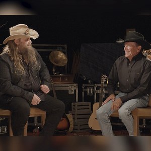 ✍️Write This Down!✍️ George Strait comes to MetLife Stadium with special guests Chris Stapleton and Little Big Town THIS SATURDAY, June 8! See you soon 🤠 Get Tickets Now: https://bit.ly/3PzlnY | MetLife Stadium