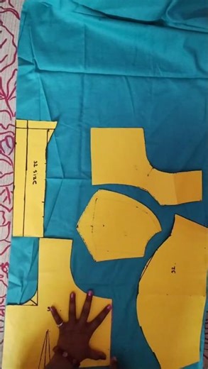 परफेक्ट कटोरी ब्लाउज कटिंग | सोपी पद्धत ✂️ #shorts #blouse #fashiondesigner