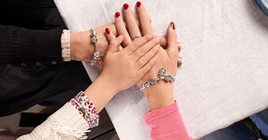 Come pulire il bracciale Pandora, alla perfezione: tutti i trucchi e i consigli