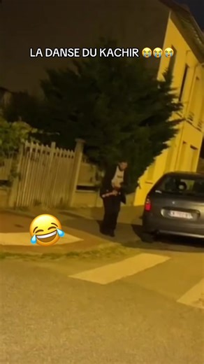 La danse du kachir : un moment hilarant à ne pas manquer !