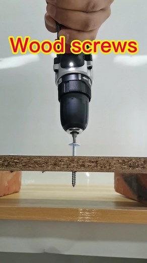 Half-tooth Phillips wood screws, what do you think?#screws #fasteners #carscrew #hexnuts #CNC