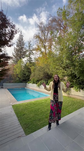 Triplex con piscina y jacuzzi en Camino la Fuente, Las Condes - UF 38.000