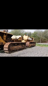 Tow start caterpillar d9 😱😳 Video credit -YT - Bostonpowercat | Janvi Baby 6