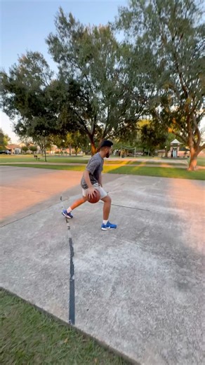 Practice makes perfect #short #shorts #nba #basketball #basketballshorts #handles #layup #hoops