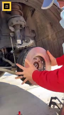 Nettoyage disque de frein . . . . #car #technicien #mechanical #moteur #technique #automobile #reelsfb #voiture #Mecanicien #garage | MD CAR