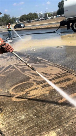 Sergio Saenz: Working Hard or Hardly Working?