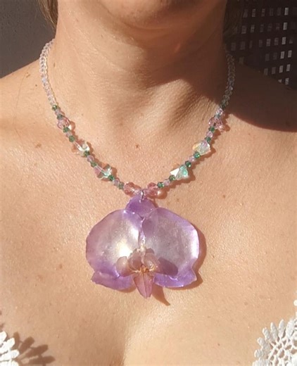 Real Phalaenopsis Orchid Necklace in Lilac and White Pearl Resin With Genuine Czech Crystal Beads. Handmade Real Orchid Pendant. - Etsy