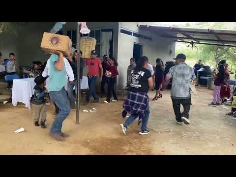 Tradiciones de Miahuatlan, Oaxaca, ( baile del guajolote)