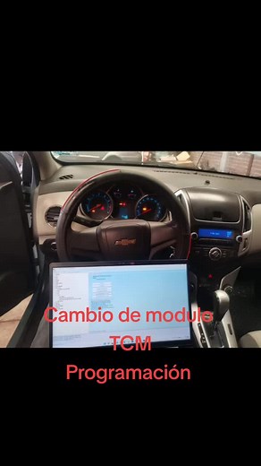 Chevroler cruze cambio de Modulo TCM el auto estaba bloqueado no hacía cambios y marcaba perdida de comunicación, Remplazamos su modulo y problema resuelto. #TRANSMISIONAUTOMATICAREVOLUCION #CHEVROLET #MULTIMARCAS #ESPECIALISTAS
