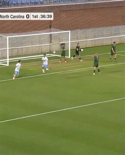 What a sequence of events for the Tar Heels 🤯 #NCAASoccer x 🎥 ACCNX / North Carolina Men’s Soccer | NCAA Soccer