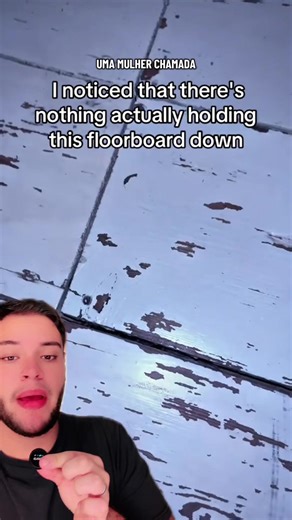 História Bizarra: Mulher Encontra Livro Misterioso