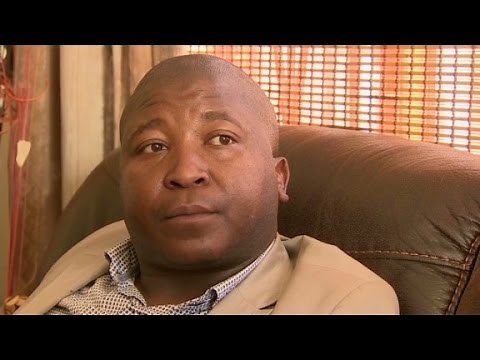 Mandela memorial sign language interpreter fights back