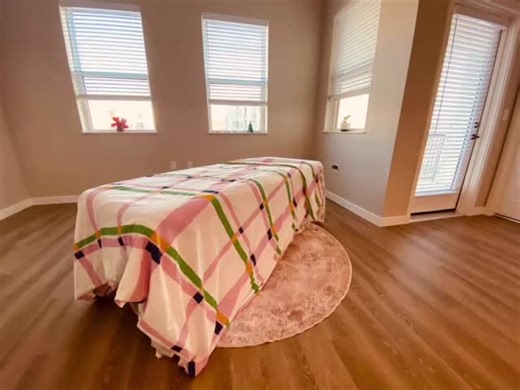 Campisi Holistic on Instagram: "The #santafe Rolf-Office is now open 📍 Booking for late January and February now 🥰 #structuralintegration #fascia #bodywork #alignthespine painfree"