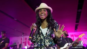 What Ever Happened To The Singer, Tweet?