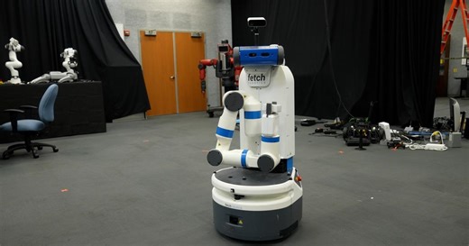 This robot navigates labs like a human assistant