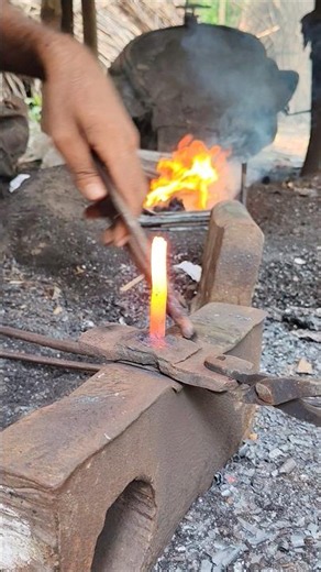 Blacksmith work short video ⚒️🔥 #handmade #hammer #foryou #shortvideo