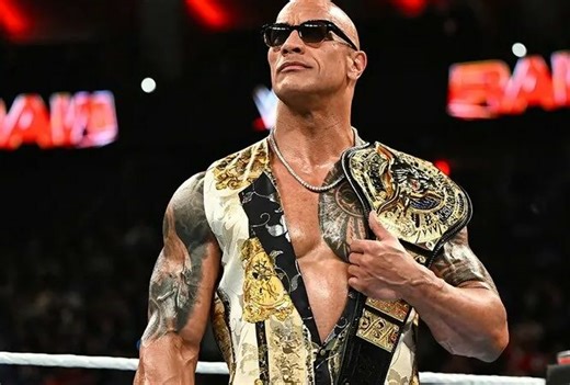 The Rock volvió a la lucha libre en el estreno de WWE en Netflix