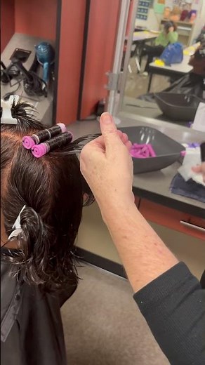 How to roll a perm rod