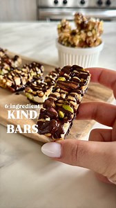 ✨6- ingredient COPYCAT KIND BARS 🤯 |Without inflammatory ingredients & so easy and fast to make! Perfect for meal prep! Inspired by @crowded_kitchen | ✨ INGREDIENTS ✨ 🌱 3/4 cup peanuts (or other nuts) 🌱 3/4 cup cashews 🌱 1 cup almonds (I had 1/2 cup and used 1/2 cup pistachios 🌱 1/2 cup puffed quinoa or rice 🌱 1/4 cup brown rice syrup| ✨ I’ve helped hundreds of people heal with diet and lifestyle changes. They are free of painful gas, feeling bloated and tired all day, their hormones are b