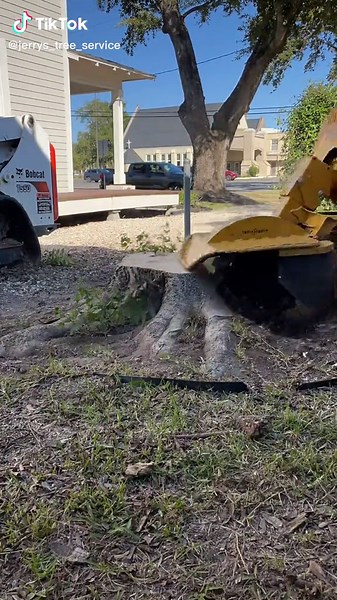 Had to pull out a fence post to finish it #fyp