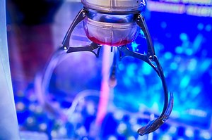 Go Go Claw Slot Machines Grab Attention at The D Las Vegas