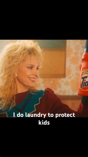 Duffers had hidden a spoiler in Tide commercial of #strangerthings5