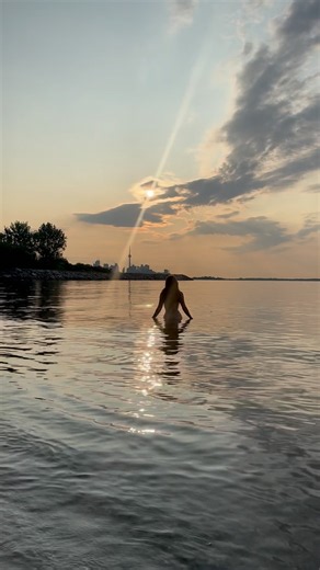 Her name is Lake Ontario ✌🏼 #lakeontario #greatlakes