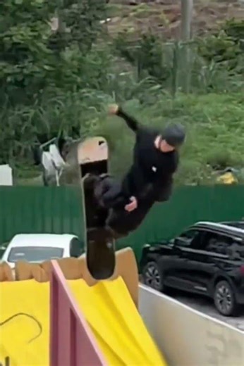 Why choose dry ski for your project?#snowmonkey #dryslope #investment #allseasonski #sci #airbag