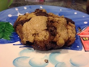 How to Make a Quick Chocolate Chip Cookie in 1 Minute