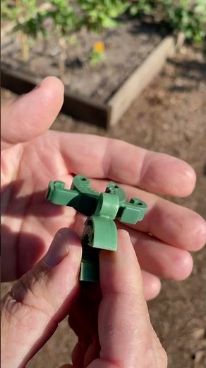 SIMPLE AND EASY POLE BEAN TRELLIS