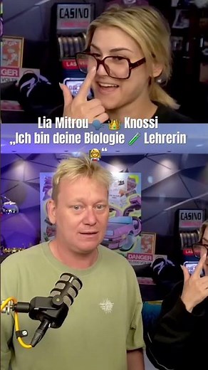 Lia Mitrou 🗣️ 👑 Knossi Biology 🧪 Teacher 👩‍🏫 #twitchtv #twitchtv #knossi #liamitrou