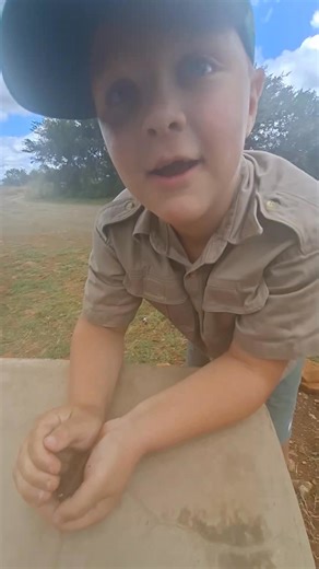 LionsRiver_HO on Instagram: "🐸 OWEN & THE GUTTURAL TOAD! 🐸 ​Move over, Sir David Attenborough! This past weekend at Weenen Nature Reserve, we spotted a rising star in the conservation world. Check out this fantastic video of little Owen giving us a masterclass on the Guttural Toad (Sclerophrys gutturalis)! ​We are so inspired by Owen’s passion for the "creepy crawlies" that make our KZN Midlands biodiversity so special. It’s young #juniorrangers like him who remind us that you’re never too sma