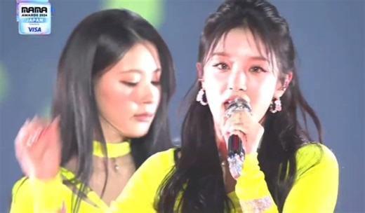 田小娟rap开场！GIDLE《Super Lady Fate》荧光绿MAMA舞台！