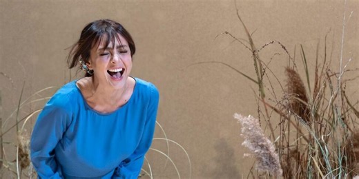 Grazie Ambra: commuove la storia di Franca Viola, applausi e standing ovation per quel NO al matrimonio riparatore