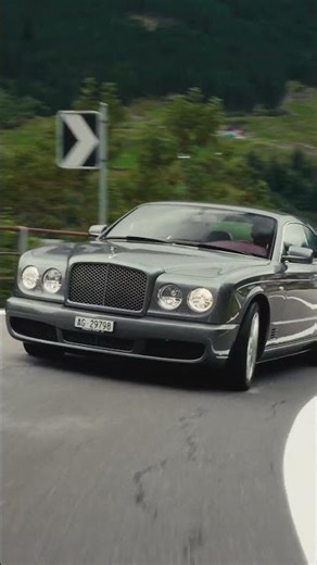 Andreas Wüest and his Bentley Brooklands